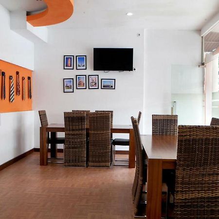 Reddoorz Syariah Near Btc Fashion Mall Bandung Dış mekan fotoğraf