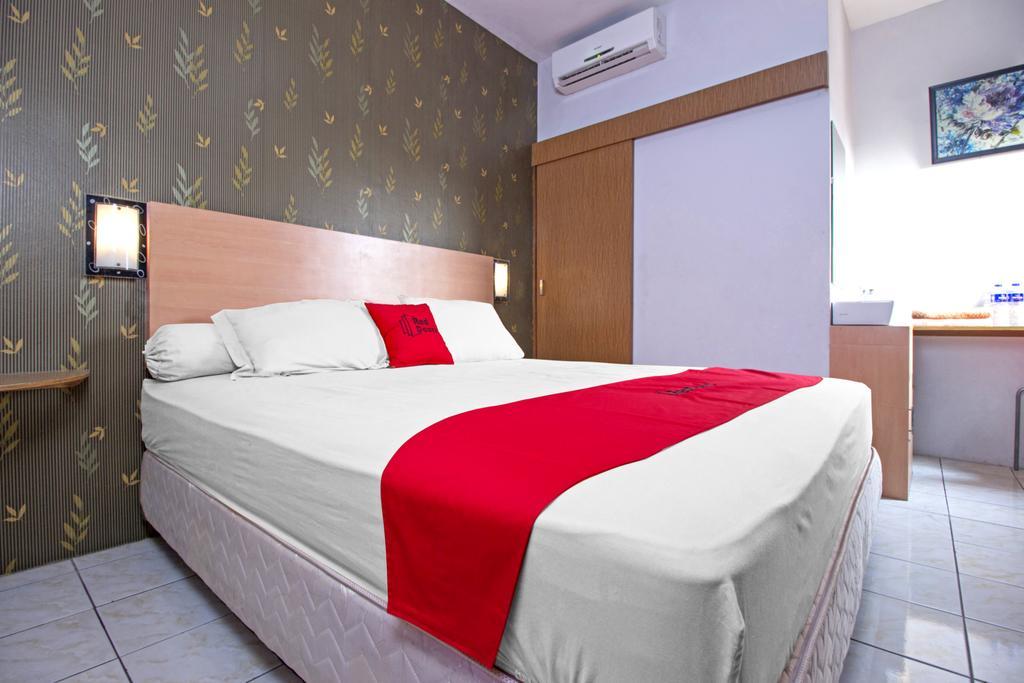 Reddoorz Syariah Near Btc Fashion Mall Bandung Dış mekan fotoğraf