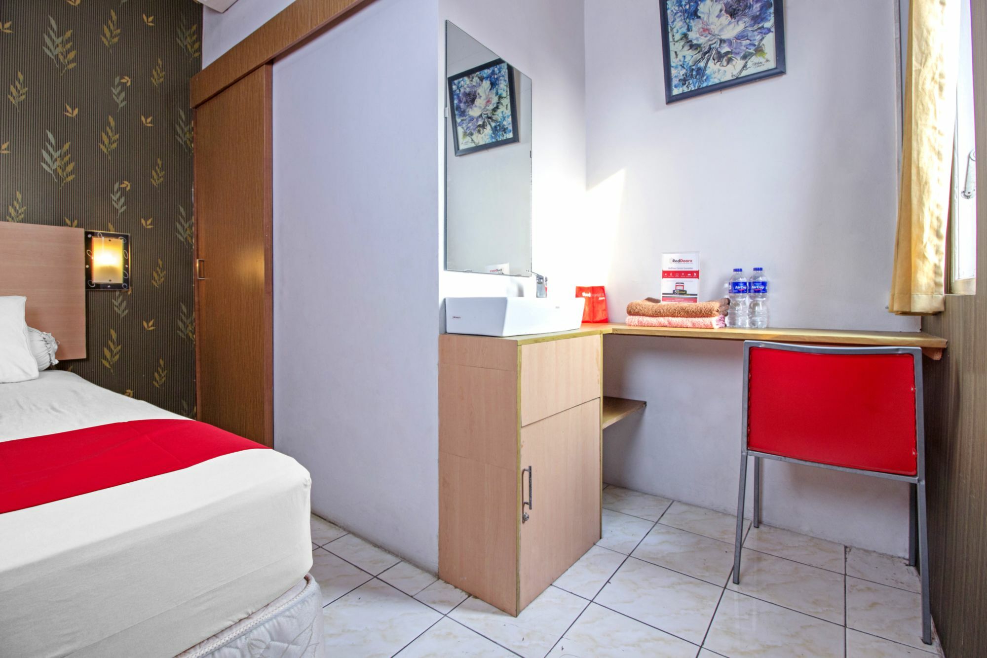 Reddoorz Syariah Near Btc Fashion Mall Bandung Dış mekan fotoğraf